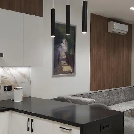 Ladova Street Residences 아파트 *
